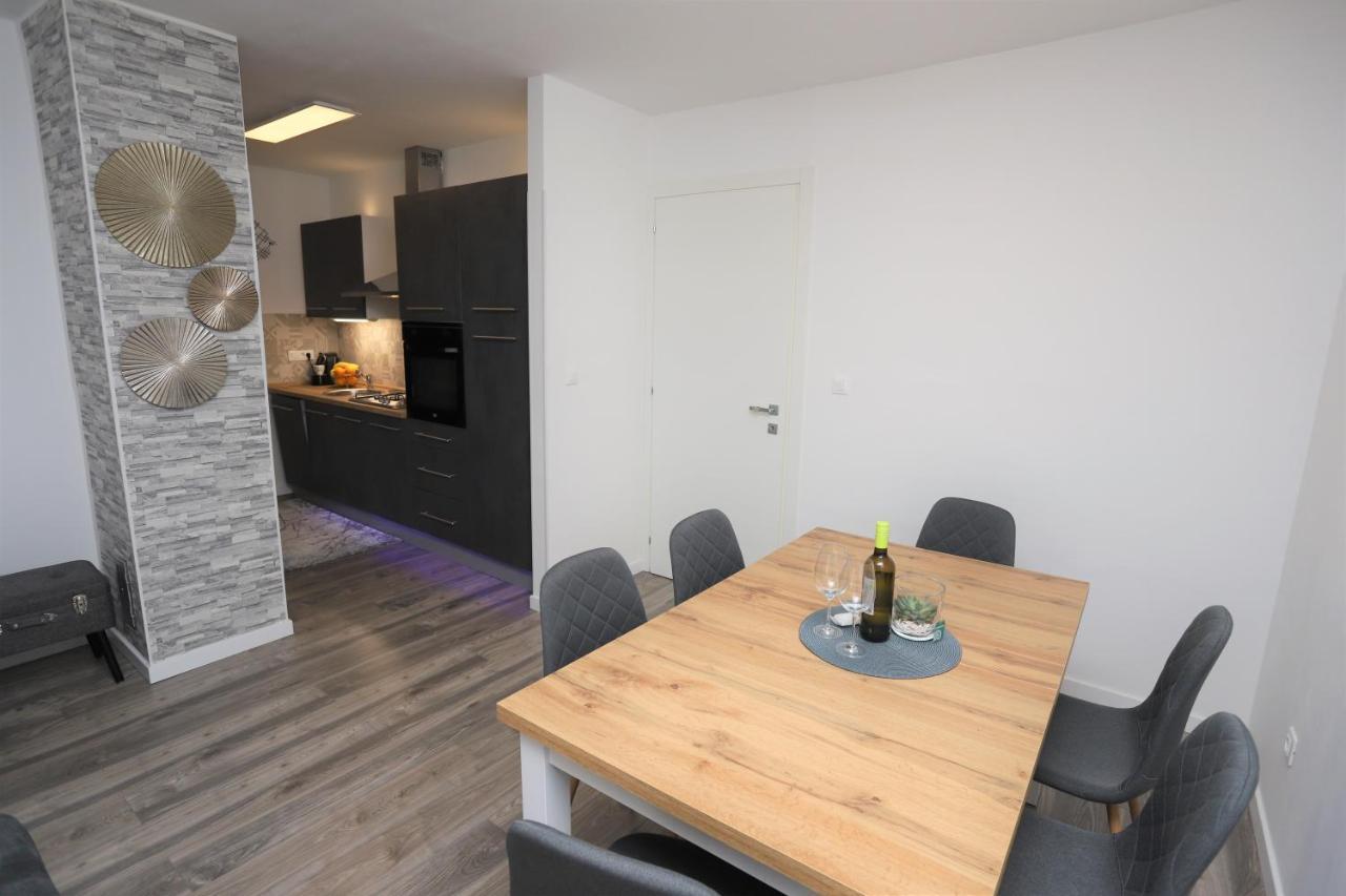 Apartman Perla Deluxe Porec Ngoại thất bức ảnh