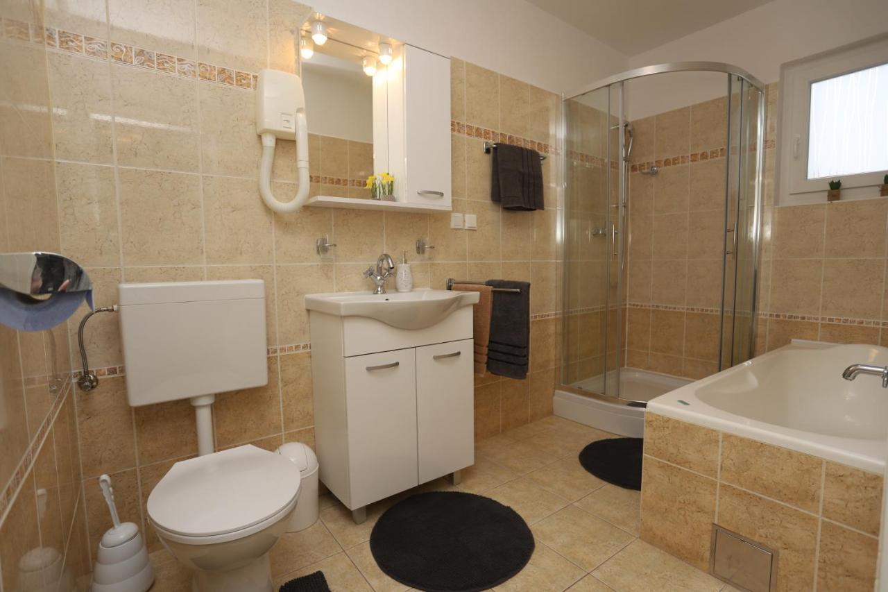 Apartman Perla Deluxe Porec Ngoại thất bức ảnh