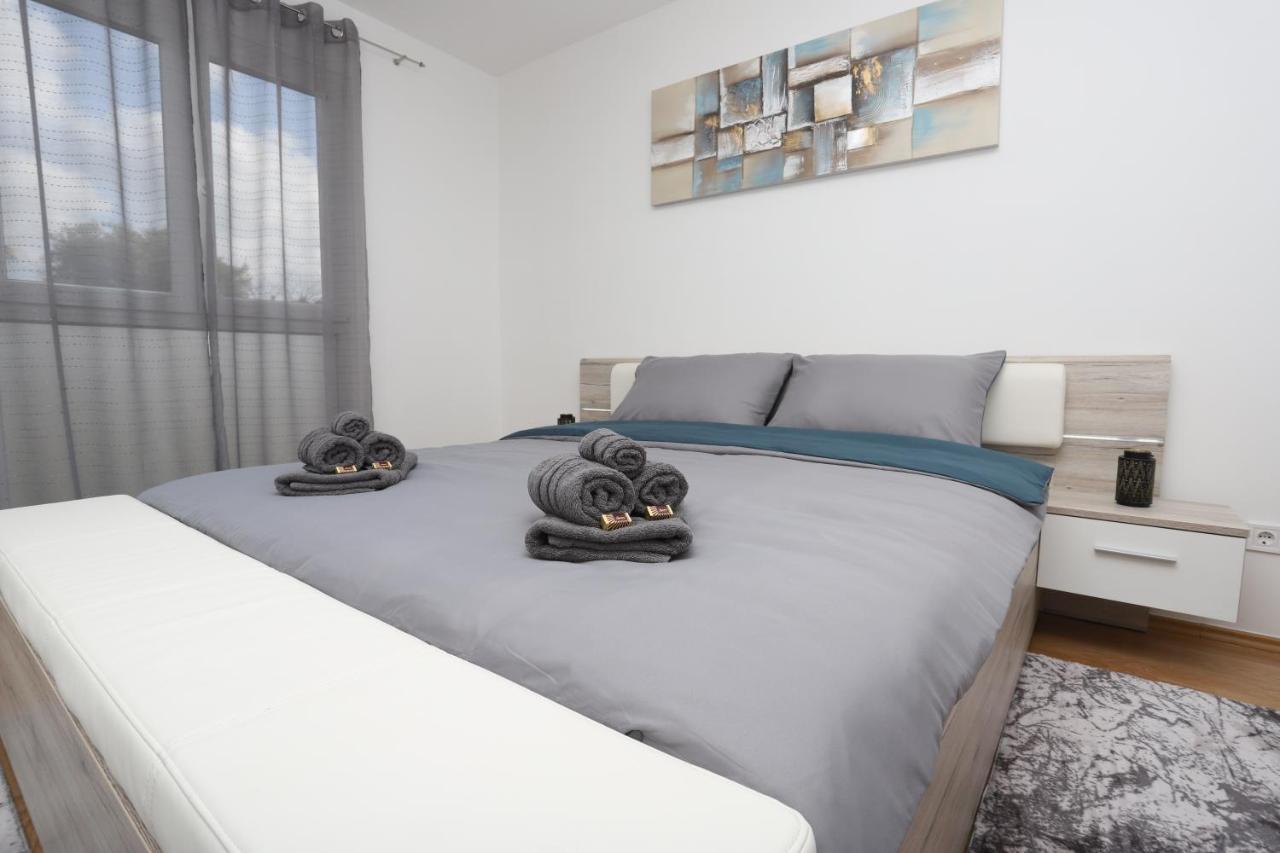 Apartman Perla Deluxe Porec Ngoại thất bức ảnh